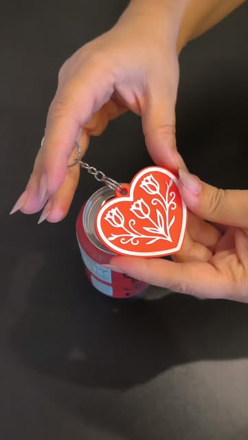 Chaveiro vermelho em formato de coração personalizado em impressão 3D